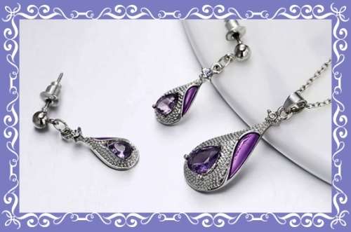 Amazing simulate amethyst necklace and earrings set