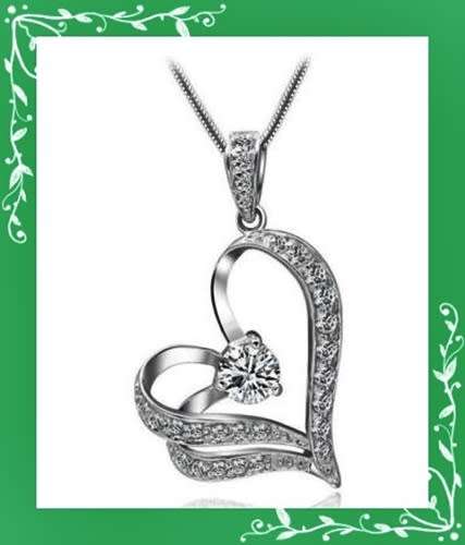 Crystal heart pendant necklace