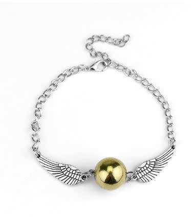 Lovely bracelet with charms inspired by the Harry Potter series