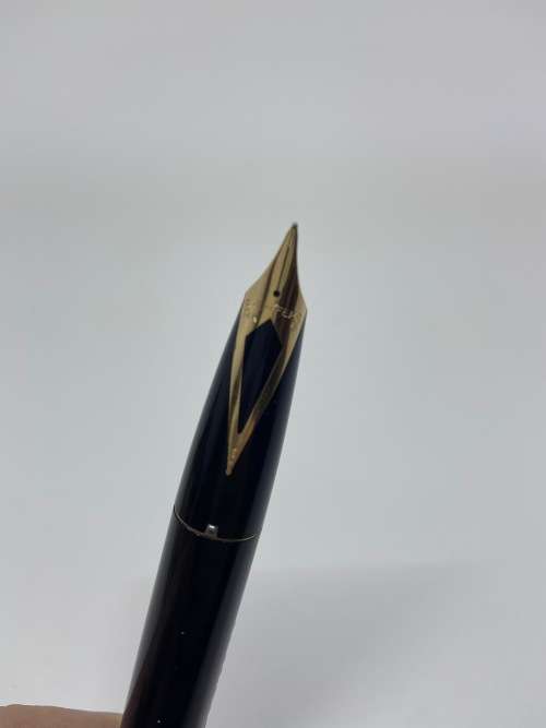 Vintage Sheaffer PFM III Fountain Pen with originnal box and reciept. Engraved