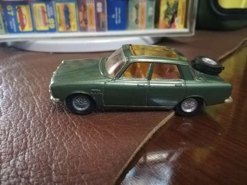 Corgi Toys Rover 2000TC with golden Jack`s in box