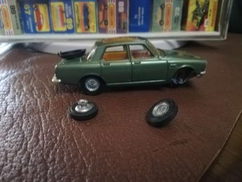 Corgi Toys Rover 2000TC with golden Jack`s in box