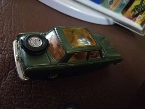 Corgi Toys Rover 2000TC with golden Jack`s in box