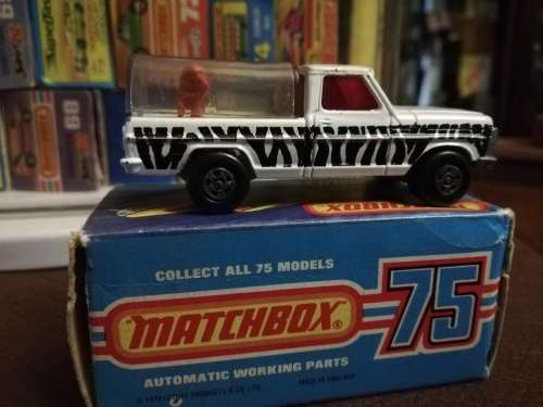 Matchbox Ford Wildlife Truck in original box