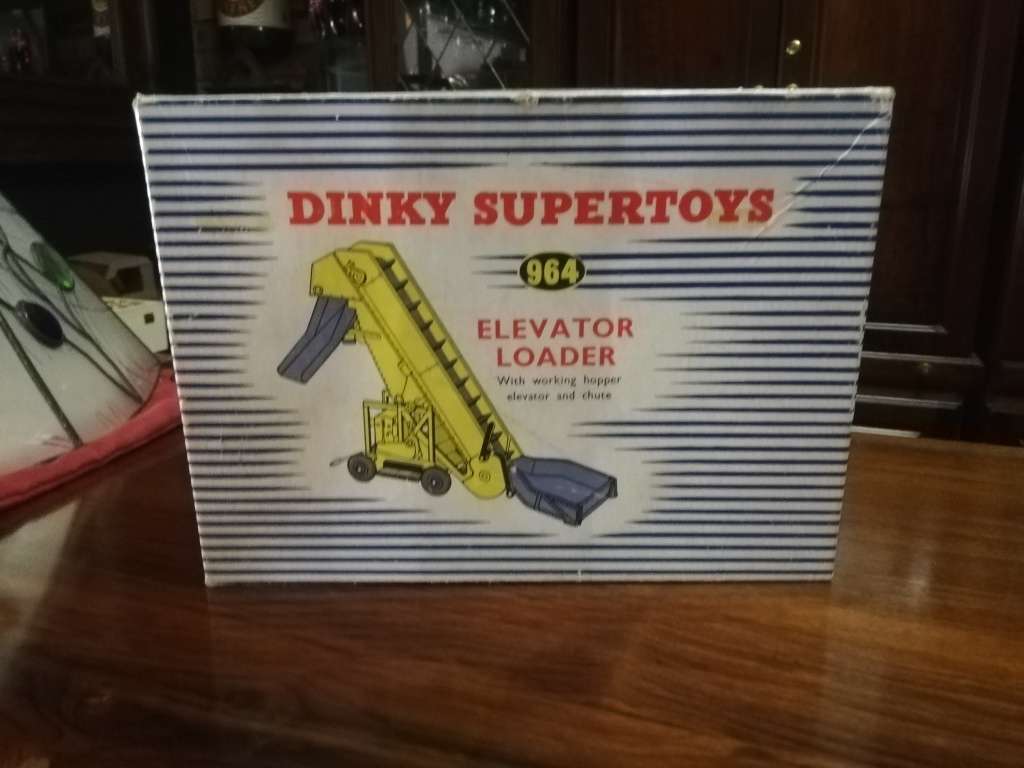 Dinky Supertoys Elevator Loader