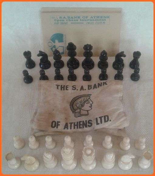 COMPLETE TOURNAMENT CHESS SET - NO BOARD