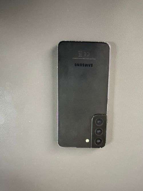 Samsung S22