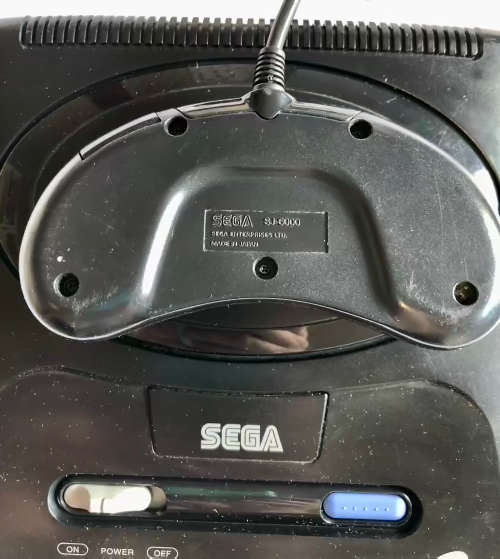 Sega Megadrive 2 concole with 5x games, all cables and 1x controller vinatge gaming 16bit