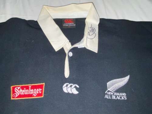 New Zealand Jonah Lomu tribute, signed rugby jersey