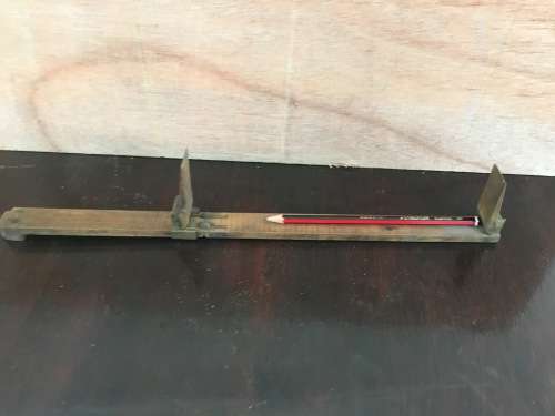 Measuring tool -possibly for shoes