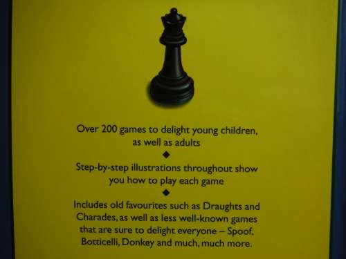 Family Games : Card Games, Board Games, Travel Games and Outdoor Games