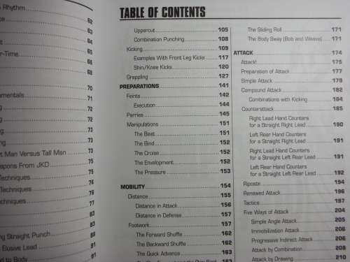 Tao of Jeet Kune Do : Expanded Edition - Bruce Lee