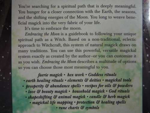 Embracing the Moon : A Witch's Guide to Ritual Spellcraft and Shadow Work - Yasmine Galenorn