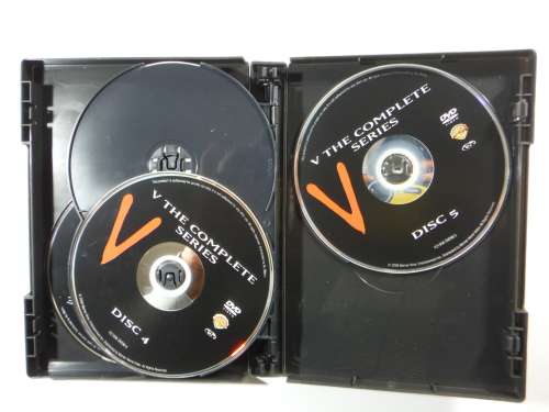 V : The Complete Collection - 8 Dvd Boxset of the Original Series + Season 1&2 of the Remake