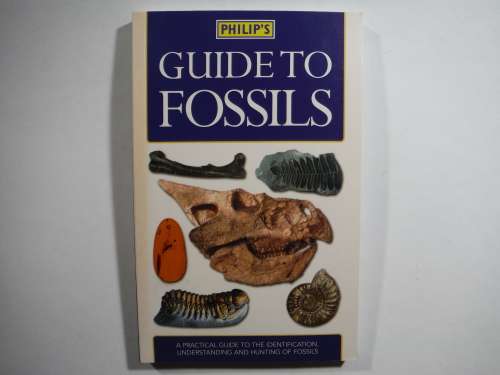 Philip`s Guide to Fossils  - Paperback