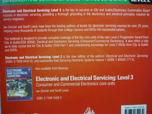Electronic and Electrical Servicing : Level 2 - Ian Sinclair - 2006