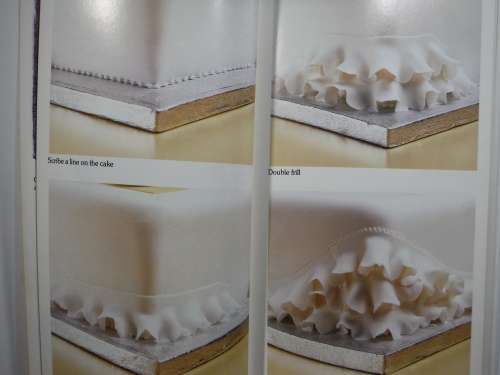 The Art of Sugarcraft : Sugarpaste - Hardcover - Anne Smith