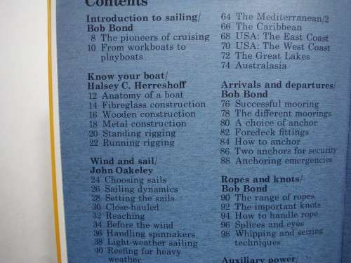 The Sailor`s Handbook : The Essential Sailing Manual