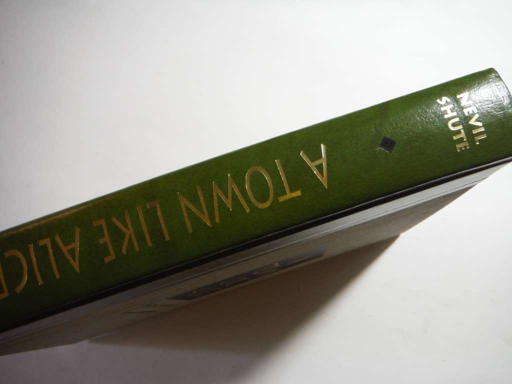 A Town Like Alice - Hardcover - Nevil Shute - Reader`s Digest