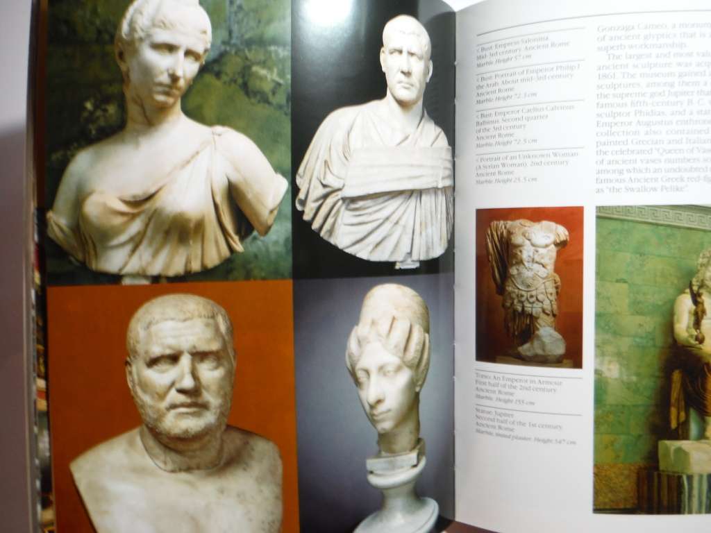 The Hermitage : Architecture and Collections - Softcover