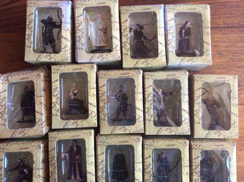 Lord of the Rings Lead Figures (lot of 14 different characters still in package)