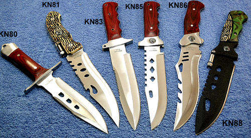 ***SET OF 6  ALTAV HUNTING KNIVES**