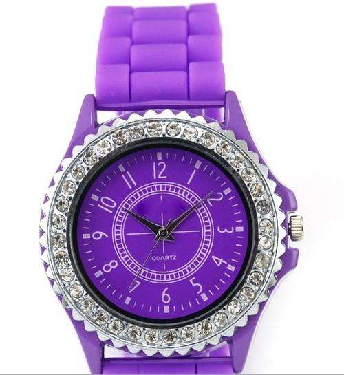 - LADIES LOVELY  PURPLE  QUARTZ WATCH**SILICONE STRAP