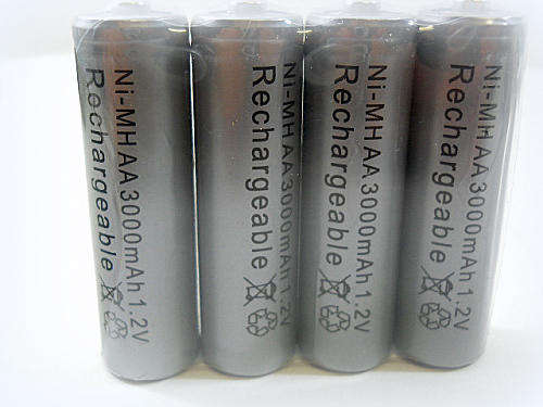 - 4 X  Ni-MH AA 3000mAh 1.2V Rechargeable Battery