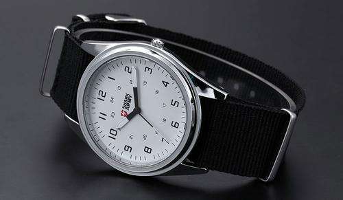 *******SHARK ARMY White Dial Gentleman Nylon Military Sport Quartz Wrist Watch*******