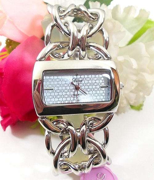 *****SPECIAL LADIES BRACELET WATCH*****SILVER EXTRAVAGANZA****