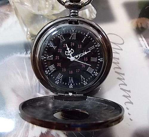 **Black Bronz  Quartz Pocket Watch +  Chain P402