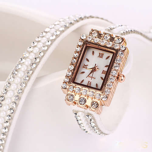 --*****WOMEN SQUARE FAUX PEARLS RHINESTONE WHITE WRAP SUEDE BRACELET WRIST WATCH**
