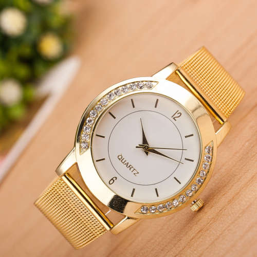 --******Womens Beautiful Crytal  Classic Quartz Wrist Watch !!