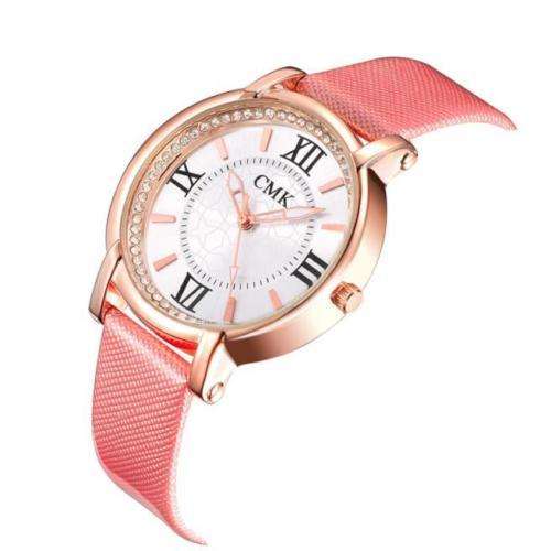 -***LADIES **FINE DETAILED CMK CRYSTAL ENCRUSTED  WATCH !!