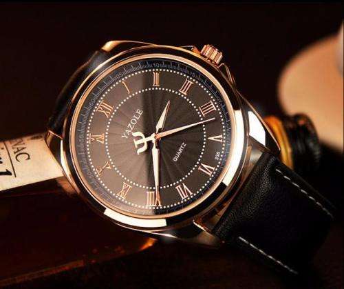 ***Men Mode  GOLD CASE Luxury  Quartz Wrist Watch Black Leather Band