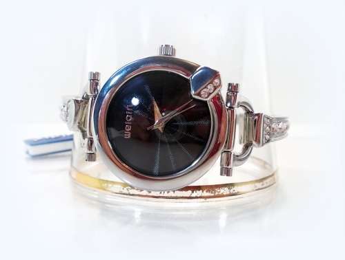 --***WEIQIN 2720 Women Shell Face Japan Quartz Watch-Black Dial