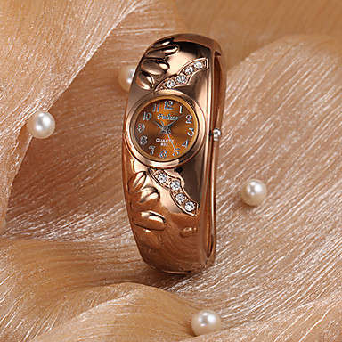 --***LADIES ** HOT FASHION *BRONZE BANGLE **QUARTZ WATCH**