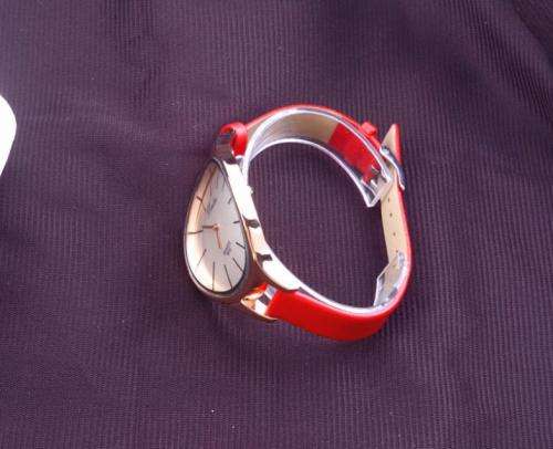 --***LADIES ** BIG DIAL *CURVED ROSE GOLD **QUARTZ WATCH**