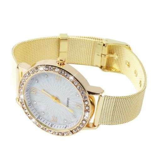 -***LADIES **FINE DETAILED CLASSY  ROMAN NUMERALS CRYSTAL ENCRUSTED  WATCH !!