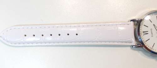 --***LADIES ** HOT FASHION ** RED POINTER GENEVA ~  QUARTZ WATCH** LEATHER  STRAP