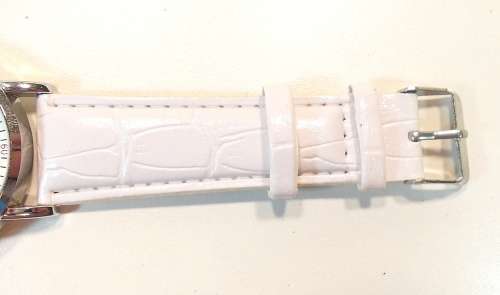 --***LADIES ** HOT FASHION ** RED POINTER GENEVA ~  QUARTZ WATCH** LEATHER  STRAP