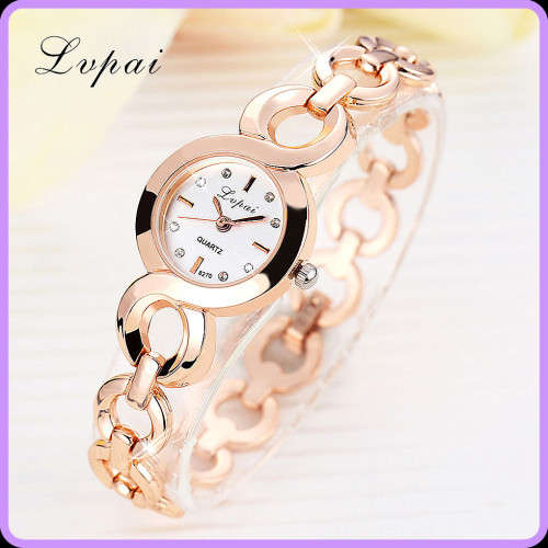 --***LADIES **ELEGANT,BEAUTIFUL and FEMININE** GOLD QUARTZ WATCH**