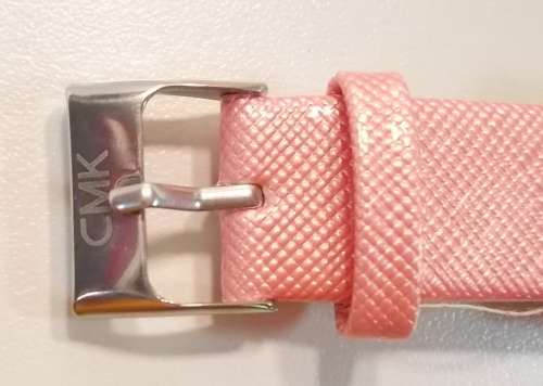 -***LADIES **FINE DETAILED CMK CRYSTAL ENCRUSTED  WATCH !!