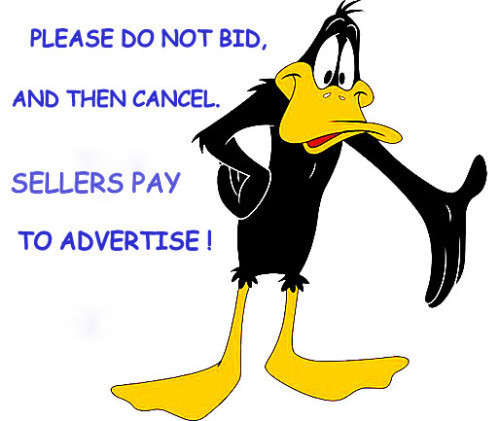 --***Womens Beautiful Crytal Encrusted" ARC DE TRIOMPHE " Eiffel Tower Classic Quartz Wrist Watch !!