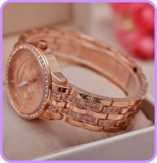 --********LADIES GENEVA ROSE GOLD FULL BLING DESIGNER STYLE  STAINLESS STEEL QUARTZ WATCH**