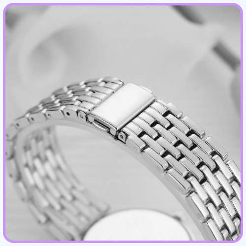 --***LADIES **ELEGANT,BEAUTIFUL CRYSTAL EMBEDDED **BLACK QUARTZ WATCH**