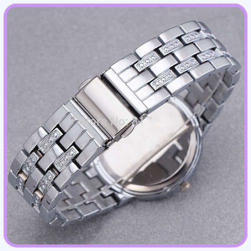 --********LADIES GENEVA FULL BLING SILVER DESIGNER STYLE  STAINLESS STEEL QUARTZ WATCH**