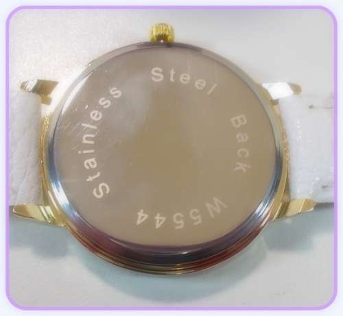 -***LADIES **FINE DETAILED CLASSY  ROMAN NUMERALS CRYSTAL ENCRUSTED  WATCH !!