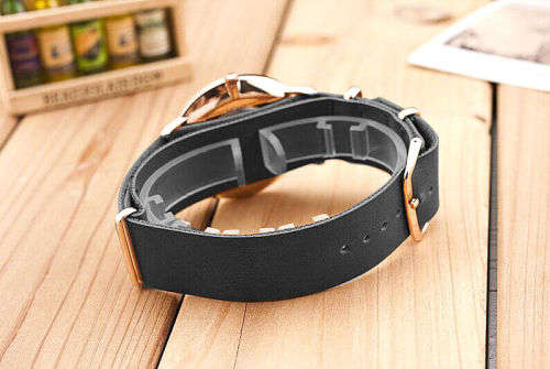 Geneva**Big Dial Modern Fashion comFortable unisex watch ***