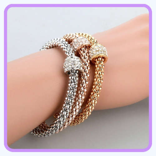 **LADIES **AUSTRIAN CRYSTAL ENCRUSTED ~Gogoey~ROSE GOLD  QUARTZ  Watch + SET OF LONG WAY BRACELETS